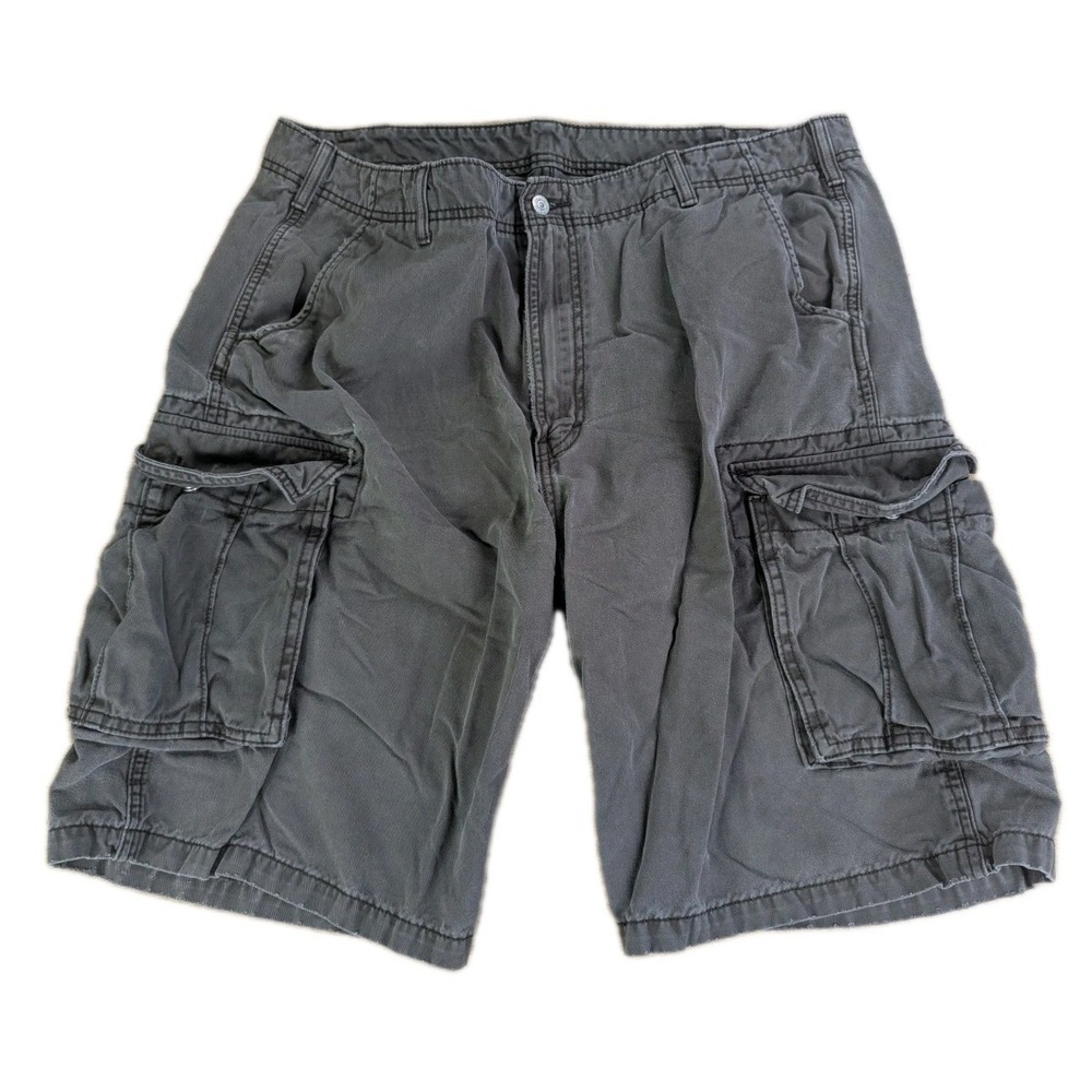 Vintage Levi's White Tab Shorts Men's Size 40  Army Green Cargo Y2K Distressed